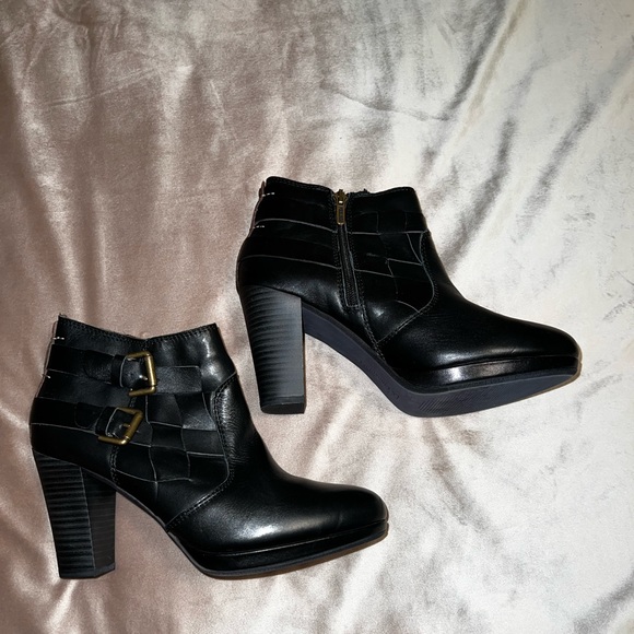 Pikolinos Ankle Boots - Picture 1 of 4